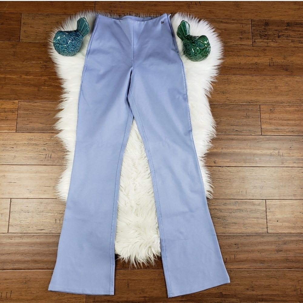 Fabletics 24/7 kick flare pant XS